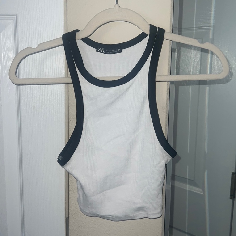 Zara black lined white cropped tank